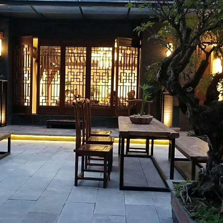 Zhuangse Chengdu Youth Hostel Eksteriør bilde