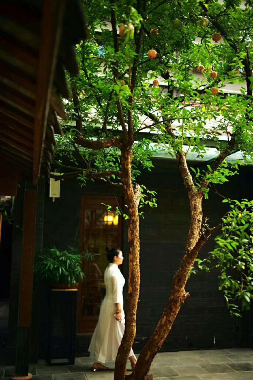 Zhuangse Chengdu Youth Hostel Eksteriør bilde